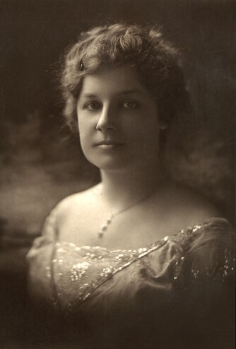 <em>Portrait of Laura Moses Reed. Courtesy of the Reed family.</em>