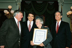 Caldwells receive Humanities Texas Award